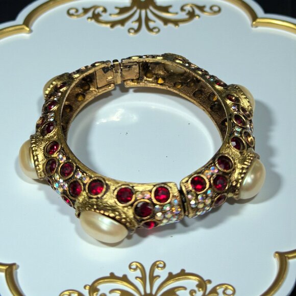 SPHINX Vintage 80's Royal Chunky Ruby AB Crystal Pearl Clamper Bracelet - Picture 3 of 6